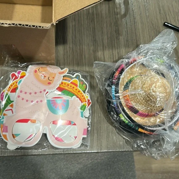 NWT Mexican sombrero hats with headbands and glasses for cinco de mayo - Picture 1 of 5